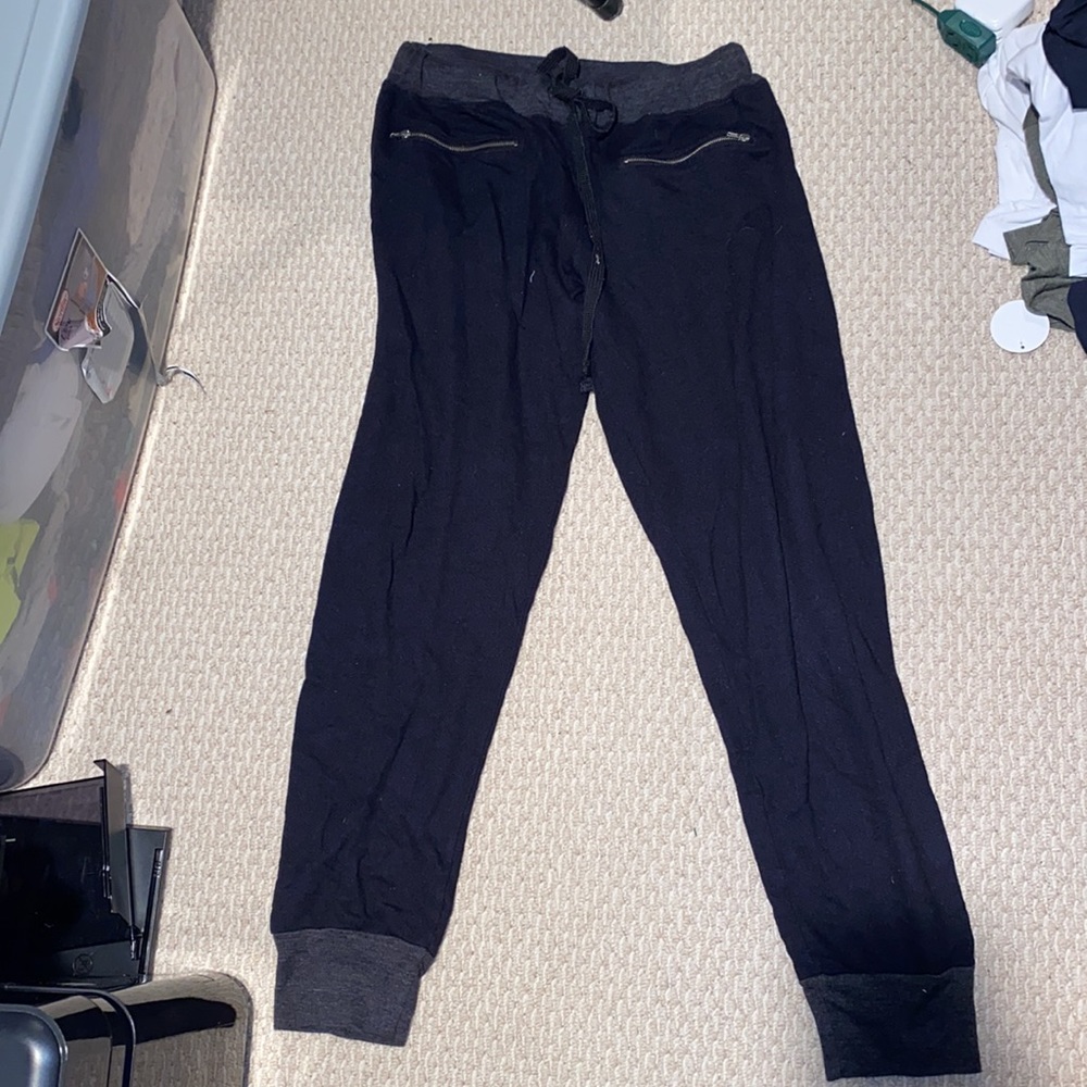 T2 Love Joggers Size L